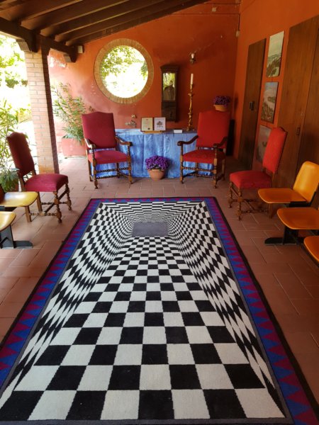 photo3.jpg